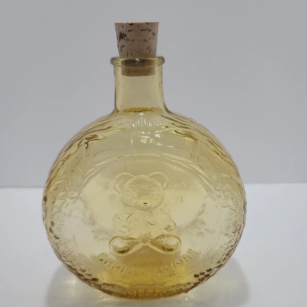 1985 VTG Wheaton Village The‎ Teddy Bear Glass Decanter Handmade Christmas Decor
